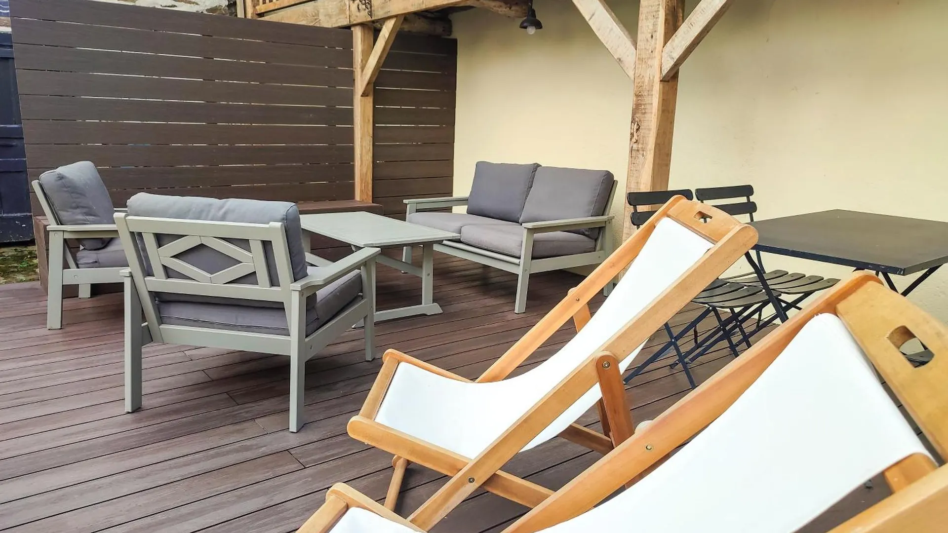 Gite Lodge Le 1900 Val-Couesnon 0*,